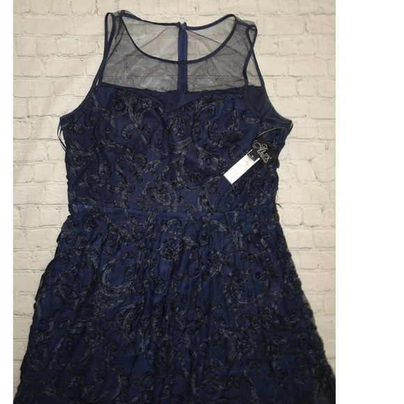Alex Evenings Women's  Navy Illusion Crew Neck Long Embroidered Dress, Sz 16 - Picture 2 of 10